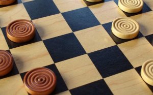 Russian Checkers Online Game